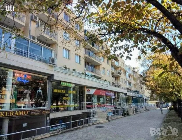 Продавам помещение в широк център срещу Наоми, снимка 1