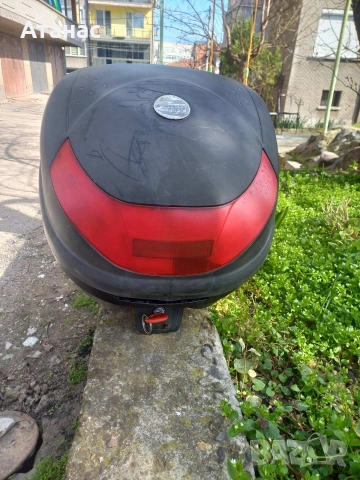 Куфар Givi със стойка , снимка 2 - Аксесоари и консумативи - 53818677