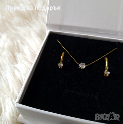 Комплект колие и обеци , снимка 4 - Бижутерийни комплекти - 52471728