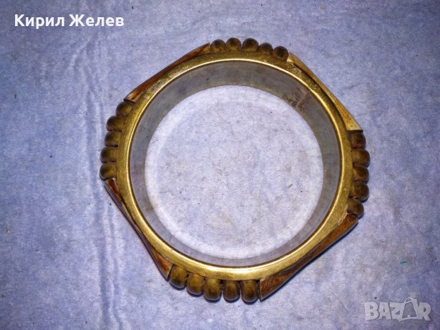 СТАРА БРОНЗОВА ТИБЕТСКА ЕТНОГРАФСКА ГРИВНА ИНКРУСТИРАНА с РЪЧНО ШЛИФОВАНА КАМИЛСКА КОСТ 2225, снимка 4 - Антикварни и старинни предмети - 41145888