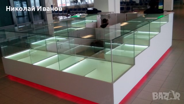 стъклени витрини,стелажи , снимка 5 - Секции и витрини - 44207022