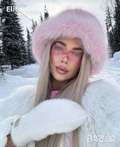 зимна пухена шапка