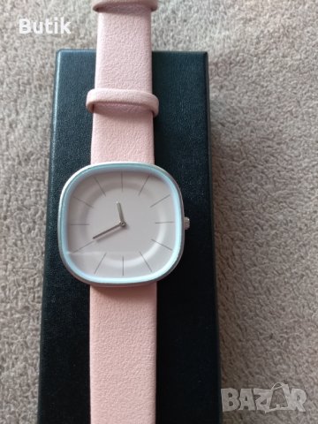 Дамски розов часовник 