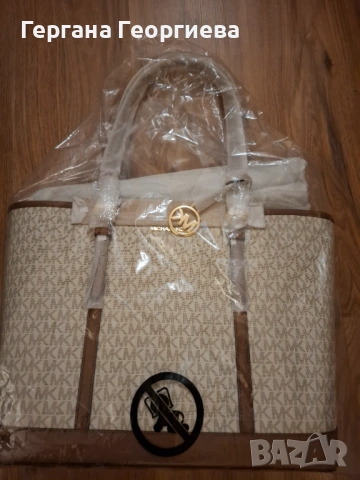 Дамска чанта Michael Kors, снимка 4 - Чанти - 53503017