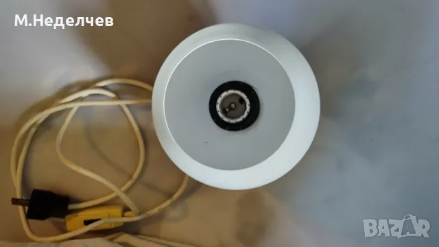 Настолна лампа, снимка 2 - Настолни лампи - 49690122