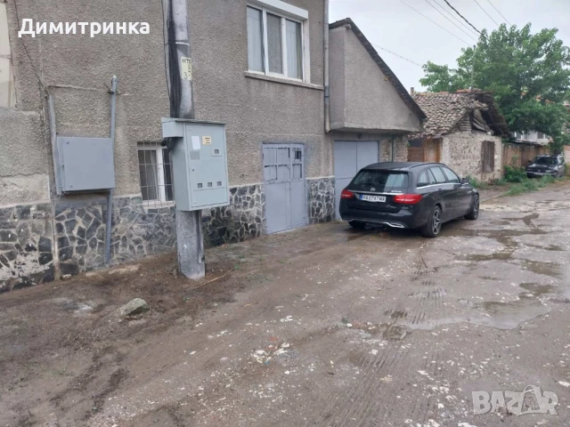 Самостоятелна къща