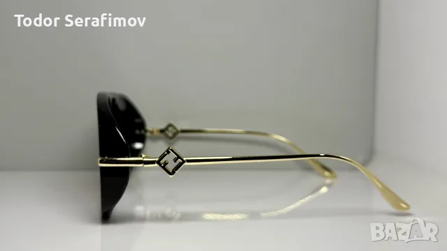 Слънчеви очила Fendi Sky FE40062U / Aviator – Сиви / Златисти дръжки / FF лого, снимка 4 - Слънчеви и диоптрични очила - 55612040