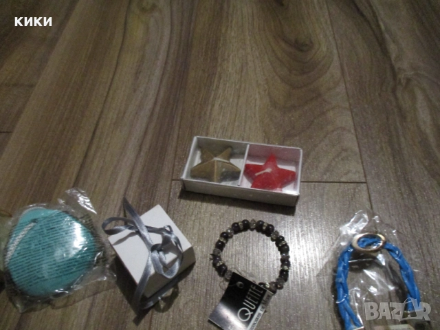 Дамско портмоне Ново, снимка 17 - Портфейли, портмонета - 44025449