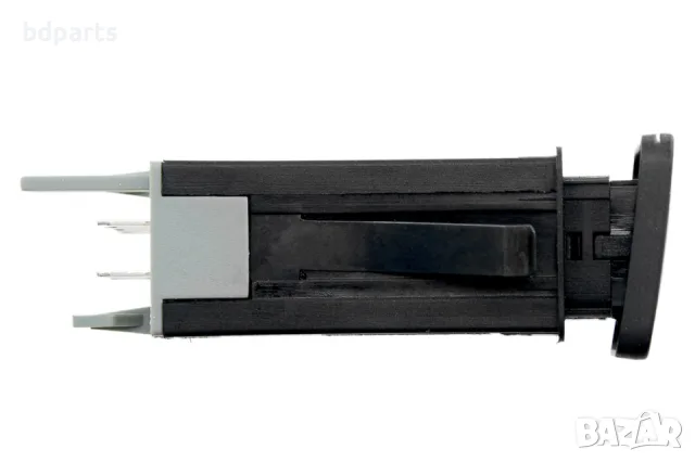 Бутон за аварийни светлини Volkswagen , VW Golf 4, Bora, 7 ПИН, снимка 6 - Части - 56141731