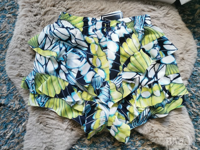 Mijel панталонки с къдри Butterfly, снимка 7 - Къси панталони и бермуди - 51634995