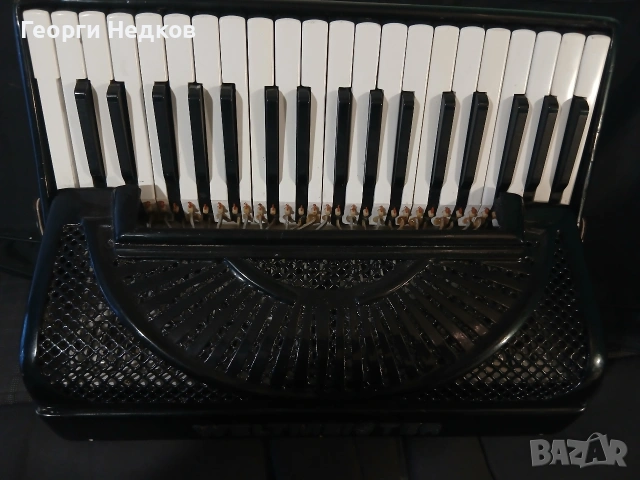 акустична кутия за 96 баса 