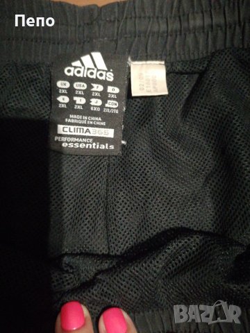 Гащи Adidas , снимка 2 - Къси панталони - 41629745