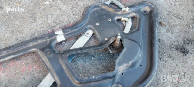 Преден Десен Стъклоповдигач  Мерцедес Cпринтер (Н), снимка 4 - Части - 48950269