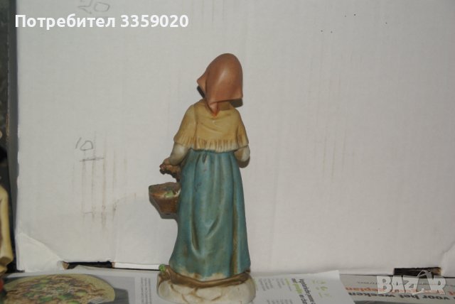 продавам керамична фигура , снимка 3 - Антикварни и старинни предмети - 40648666
