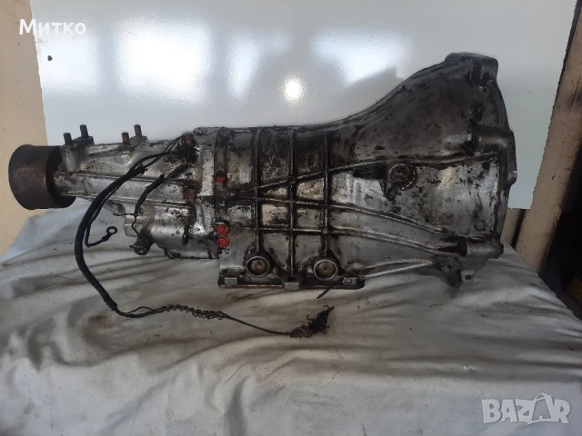 Ръчна скоростна кутия от Мицубиши L400  DELICA от 90 те години, снимка 3 - Части - 50980369