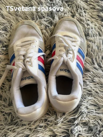 Кецове кожа adidas , снимка 4 - Кецове - 56019384