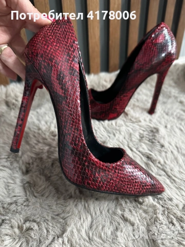 Обувки на ток , снимка 2 - Дамски обувки на ток - 53176003