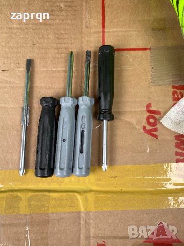 Разнобор от отверки камъчета и битове отверка с тречотка, снимка 5 - Отвертки - 39108934