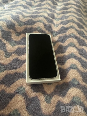 Продавам смартфон iPhone 14 Pro Max. Перфектен. Бял. 128 GB. Без следи от употреба., снимка 2 - Apple iPhone - 53476353