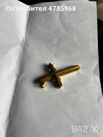 Златен Кръст 9к., снимка 2 - Колиета, медальони, синджири - 53454452