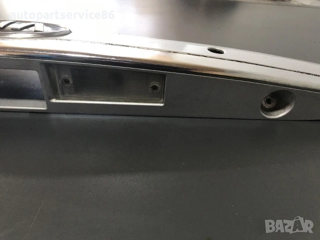 Лайсна на осветлението на регистрационния номер на багажника за KIA Carnival (2006–2010), снимка 3 - Части - 53191603