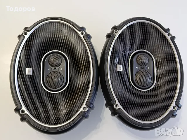 JBL GTO938 елипси 