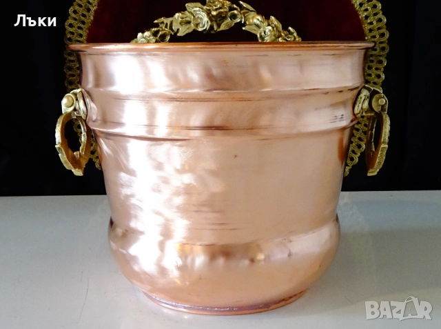Медна саксия,кашпа с бронзови дръжки,барок. , снимка 4 - Антикварни и старинни предмети - 52674252