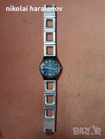 часовник Swatch , снимка 2 - Дамски - 42322929