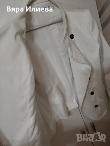Страхотно бяло сако XL, снимка 2 - Сака - 35972219