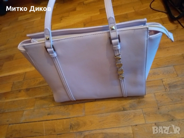 Valentino кожена чанта нова 320х275х130мм, снимка 5 - Чанти - 53527352