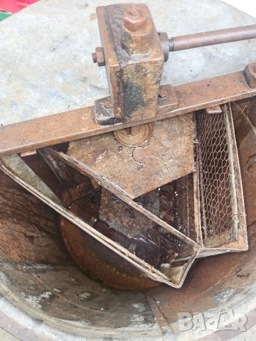 центрофуга за мед, снимка 4 - За пчели - 52347633