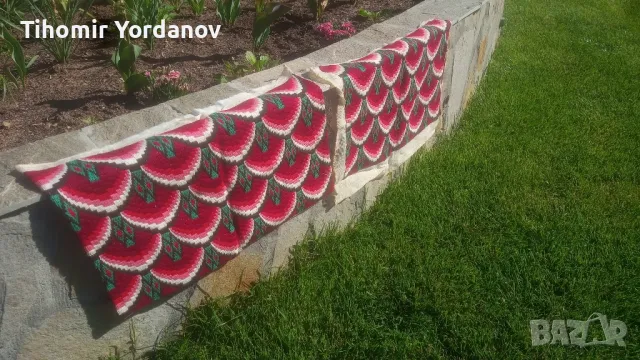 Бродирана възглавница -2 броя., снимка 4 - Антикварни и старинни предмети - 50302846