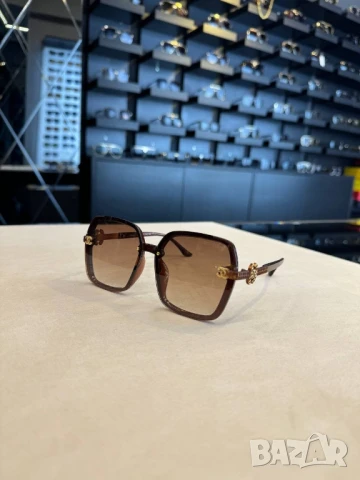 очила с черен обикновен калъф и ув защита gucci chanel , снимка 2 - Слънчеви и диоптрични очила - 51329497