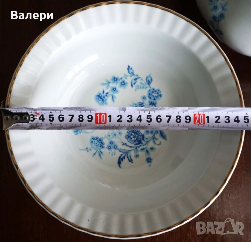 Сервиз за хранене-порцелан със златен кант, български-26 части, снимка 7 - Сервизи - 52910608