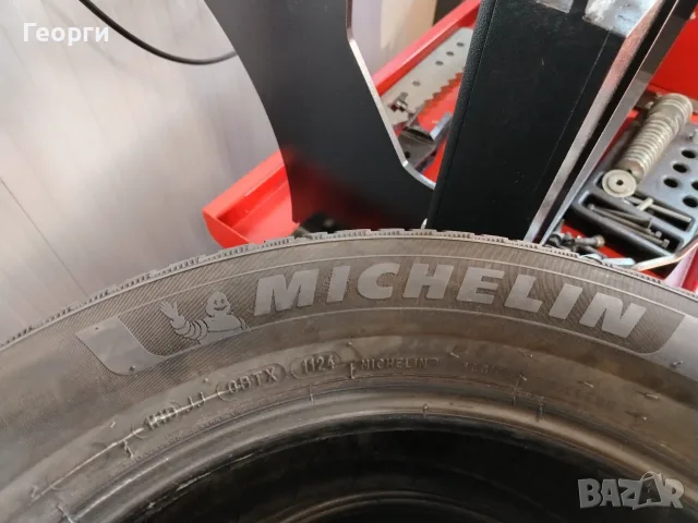 2бр.зимни гуми 235/55/17 Michelin, снимка 5 - Гуми и джанти - 56342558
