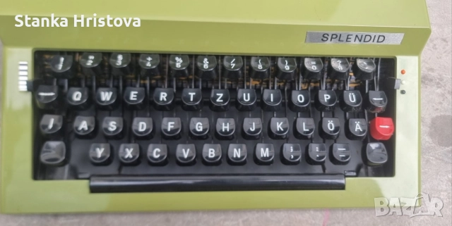 Пишеща машина Splendid.