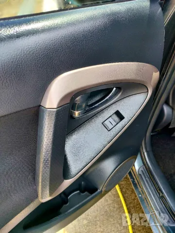 Toyota Rav4 2.2 D-4D 4x4, снимка 12 - Автомобили и джипове - 50204564