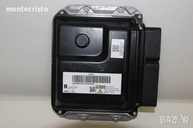 Моторен компютър Opel Astra J (2009-2016г.) 55577647 / MB275800-8884 / MB2758008884