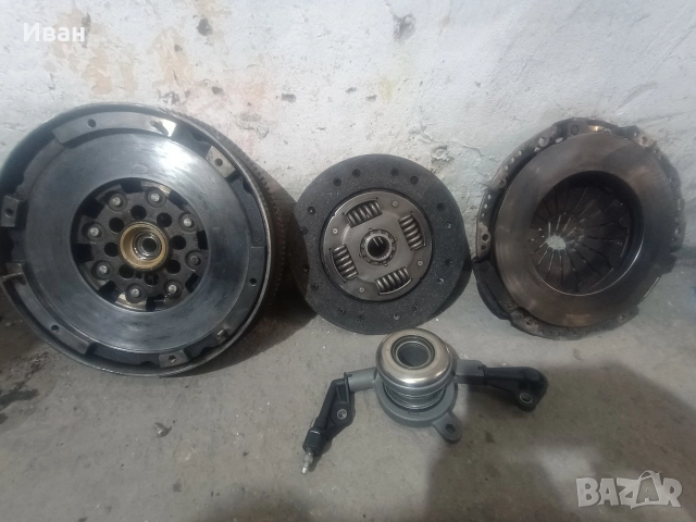 Съединител комплект 2.7cdi, снимка 4 - Части - 52863410