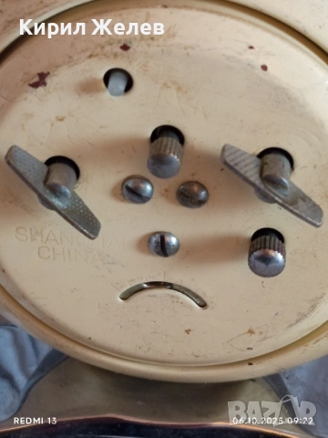 Стар механичен будилник SHANGHAI CHINA рядък за КОЛЕКЦИЯ ДЕКОРАЦИЯ 49456, снимка 6 - Антикварни и старинни предмети - 51958117