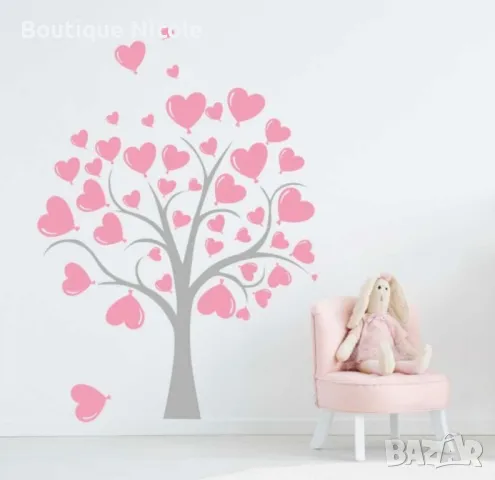Стикер за детска стая “Дърво с балонени сърца" 