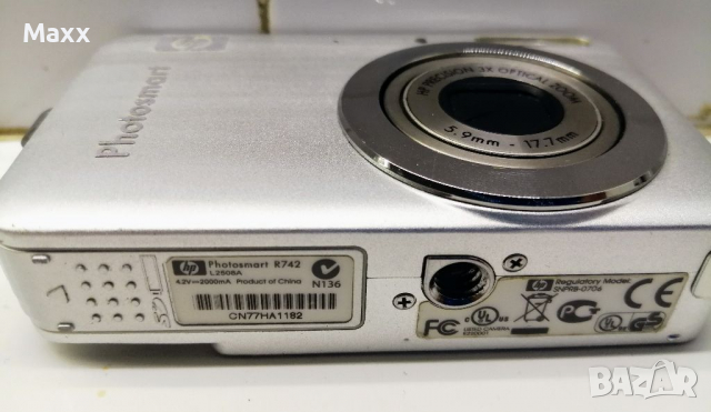 Продавам фотоапарат HP Photosmart R742 , снимка 4 - Фотоапарати - 36313811