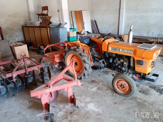 Трактор Кубота с пълно оборудване 