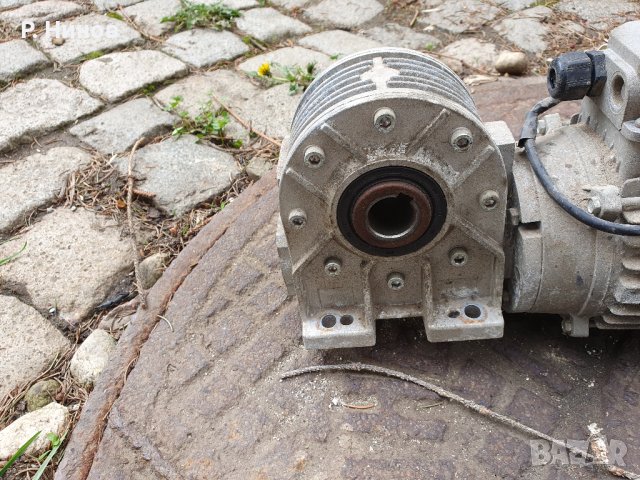 Монофазен ел.двигател 30 оборота 1.1 кW в Електродвигатели в гр. София ...
