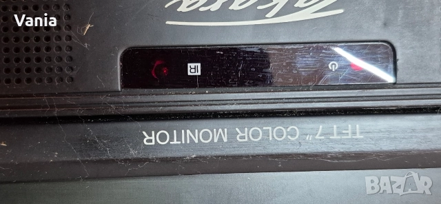 DVD за кола с два монитора, снимка 6 - Аксесоари и консумативи - 52638884