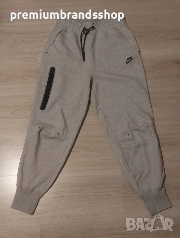 nike tech fleece анцуг S дамски 