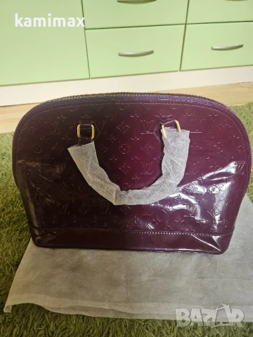 Уникална чанта, снимка 2 - Чанти - 51379123