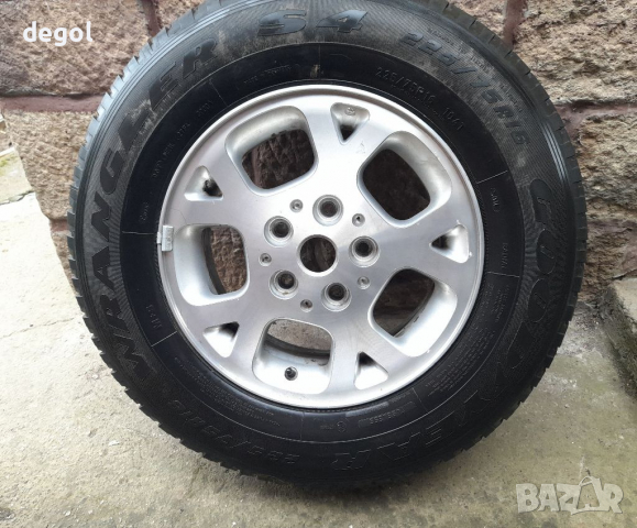 225 75 16 GoodYear WranglerS4 Jeep Cherokee 50.8 -16x7J