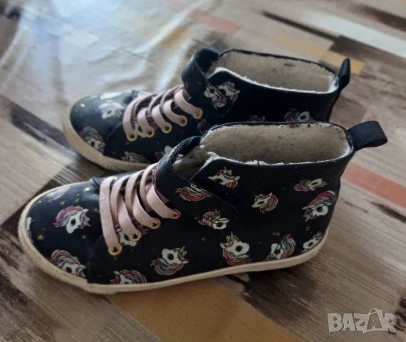 Детски спортни обувки, N 32, снимка 2 - Детски маратонки - 50758362