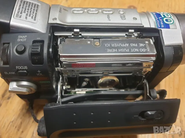 Видеокамера JVC GR-DVL160EK Видеокамерата се продава без батерия, поради тази причина състоянието не, снимка 3 - Камери - 48348507
